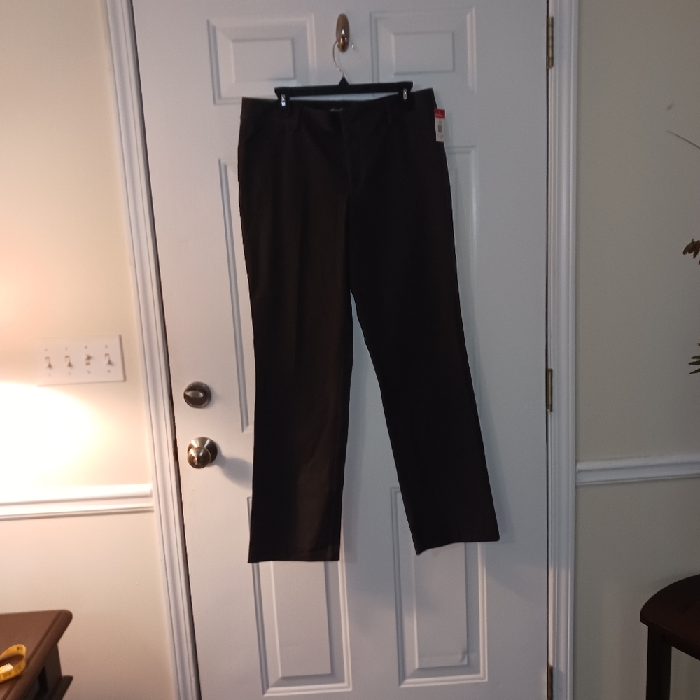 NWT Eddie Bauer Women's Gray Mercer Fit Slacks Size 12 Regular.